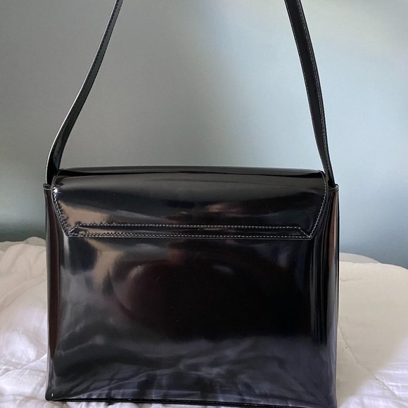 NEW! Saint Laurent Patent Le 90 Shoulder Bag. Color - Black - Picture 3 of 3